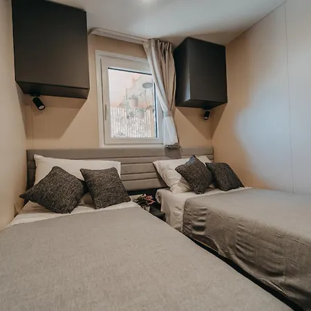 Hary House Mobile Kemp Biograd Na Moru