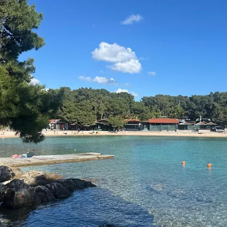 Hary House Mobile * ビオグラード・ナ・モル